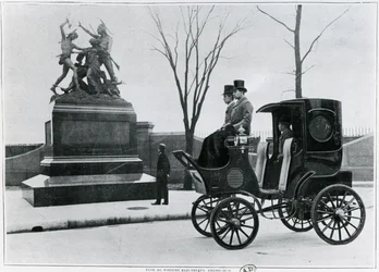 Amerikanisches Elektroauto in Paris, um 1900